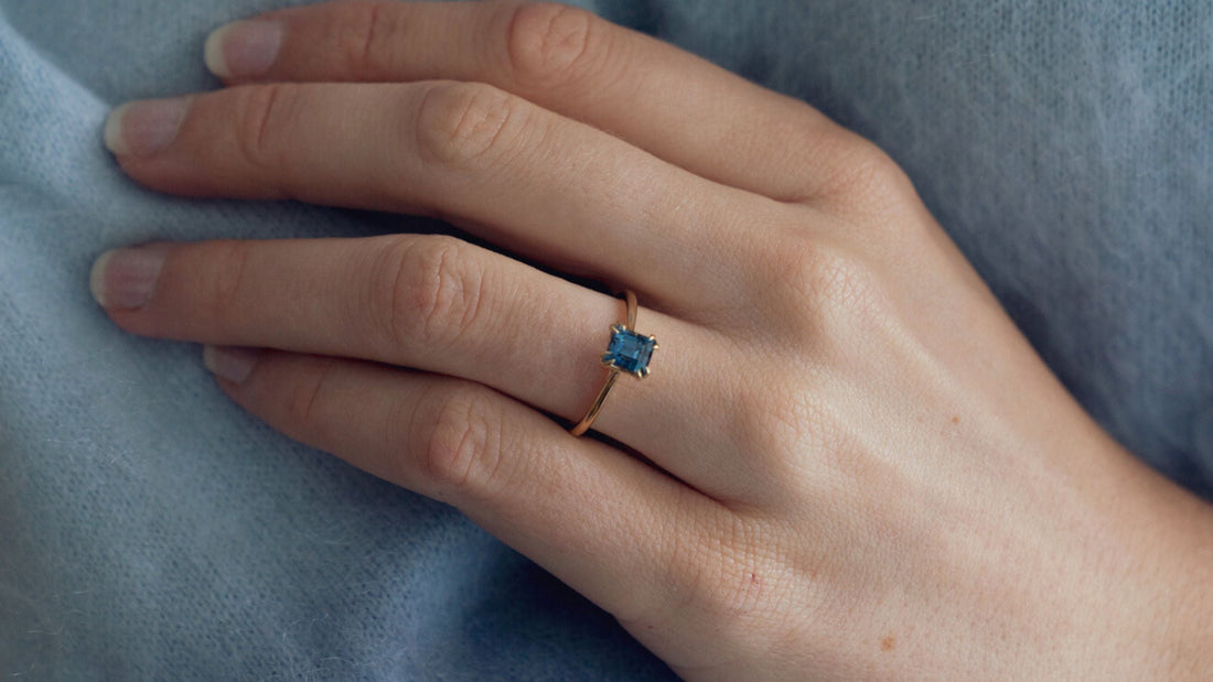 How to Honor Loved Ones with Beautiful Cremation Jewelry