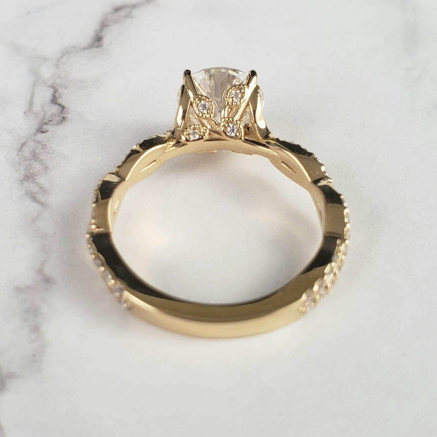 twisted band 1ct engagement ring