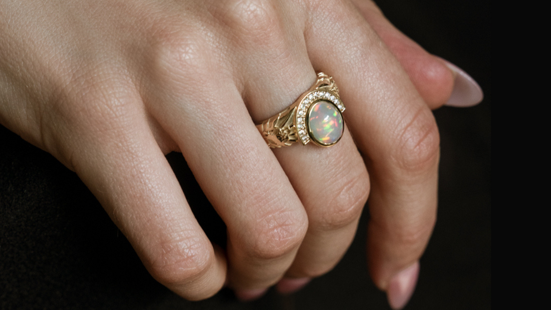 Opal's Buyers Guide: How To Identify The Different Qualities, Prices, Types & Cleaning