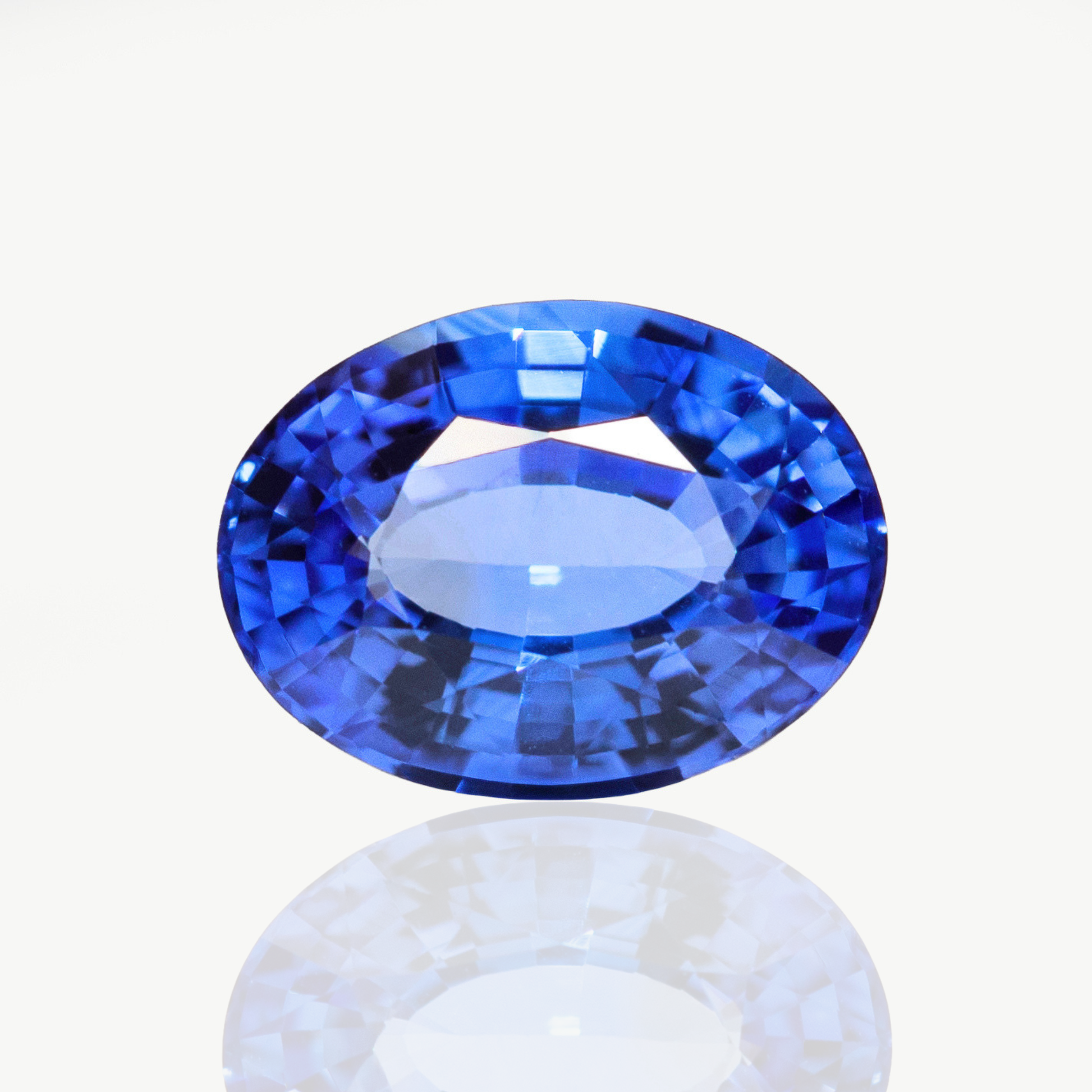 1.38ct natural blue sapphire gemstone, oval cut
