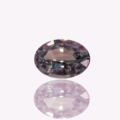 Gemstone Alexandrite violet color change