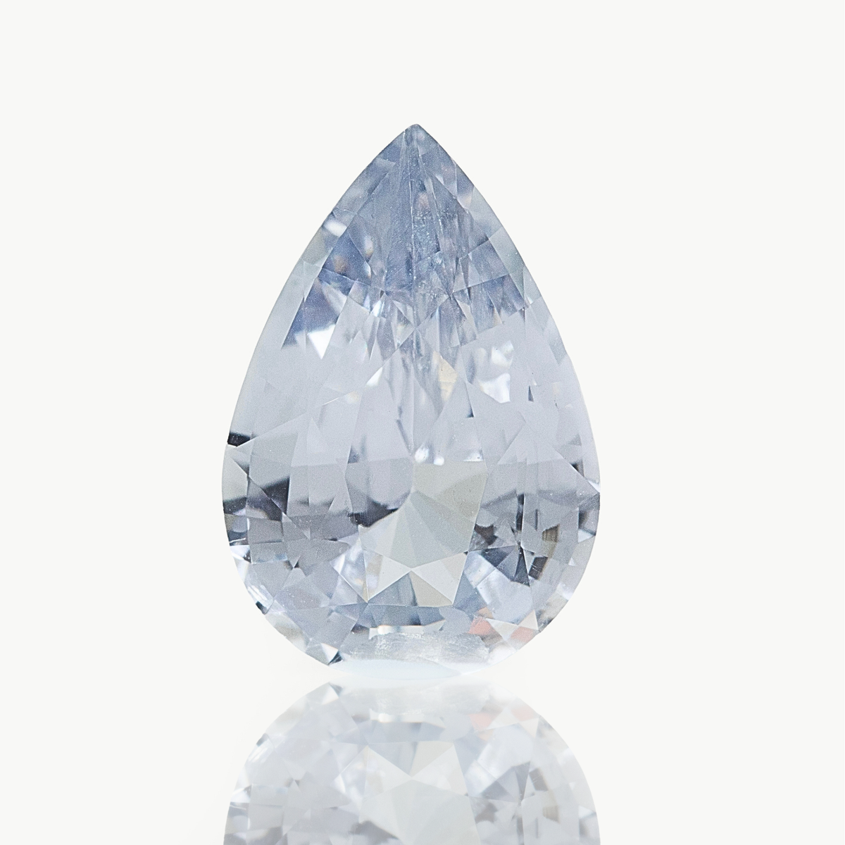 3.81ct silver sapphire, pear cut for sale
