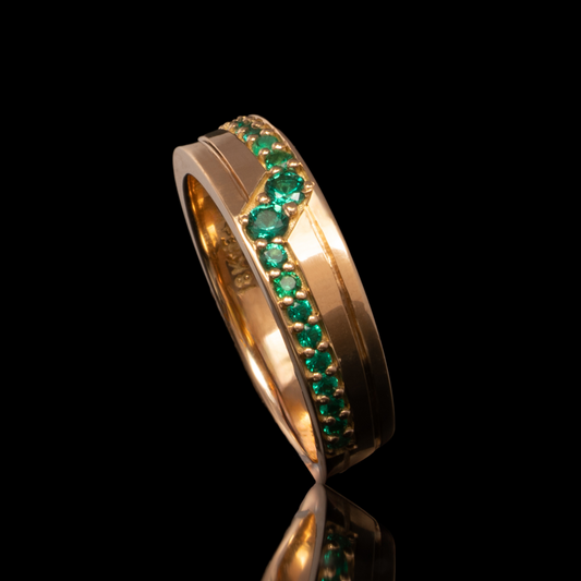  emeralds set on men's wedding band