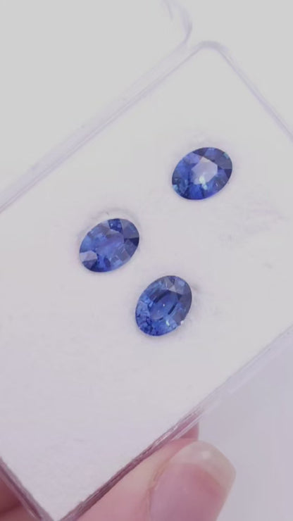 natural oval sapphires for sale, engagement ring
