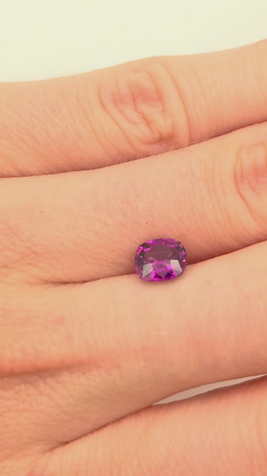1.27ct violet wine colored sapphire, loose gemstone natural no heat