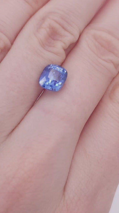 3ct blue sapphire gemstone for engagement ring, elongated cushion
