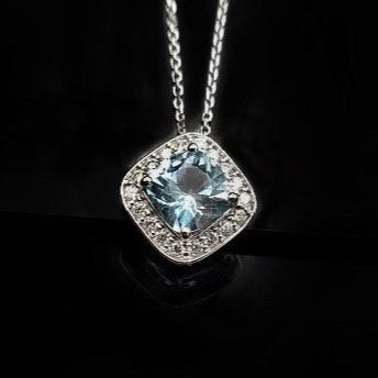 Aquamarine and diamond birthstone necklace in white gold