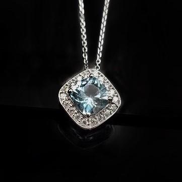 Pendentif Commémoratif Aigue-marine et Diamant — Fine & Flux