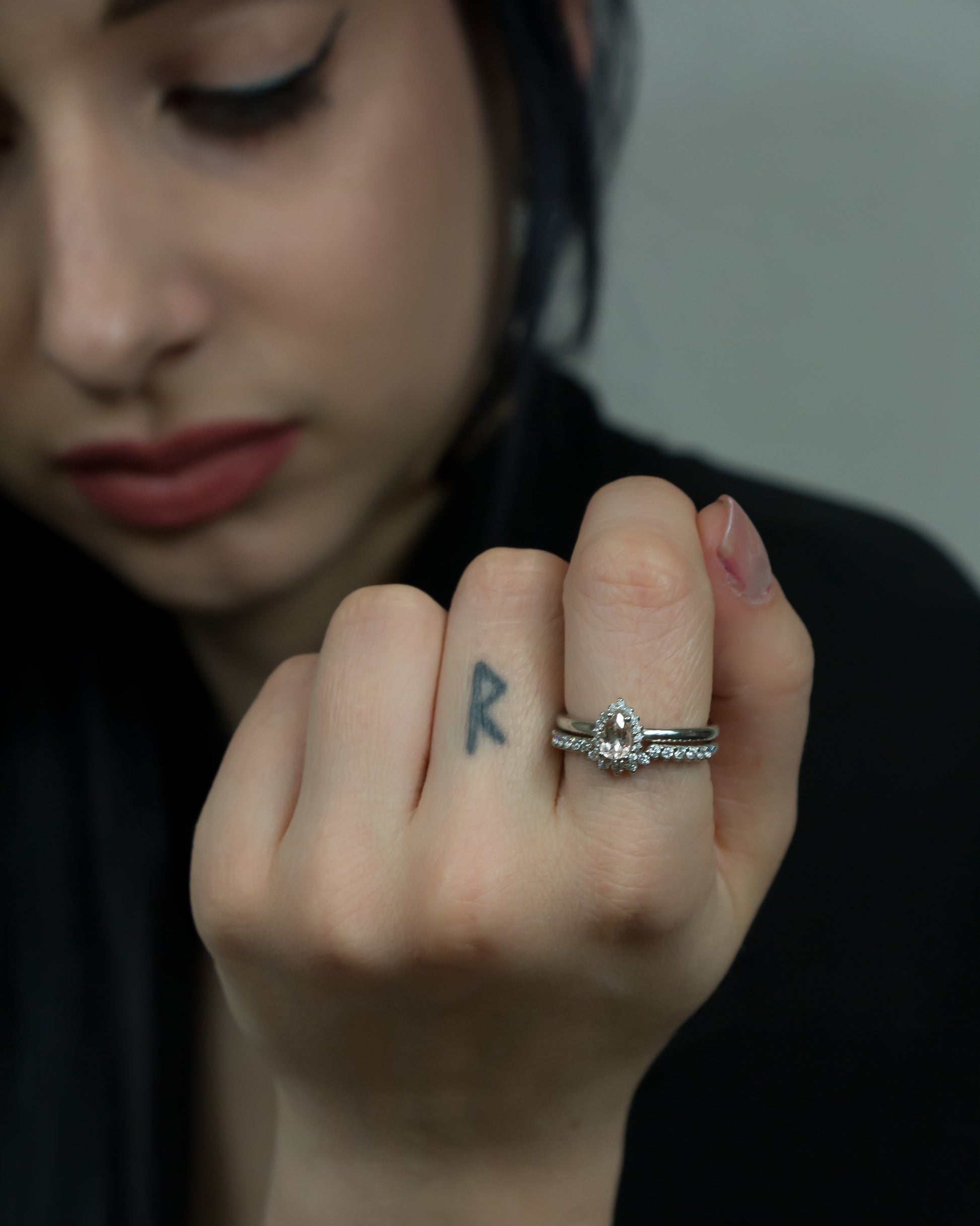 morganite engagement ring with diamond wedding band 