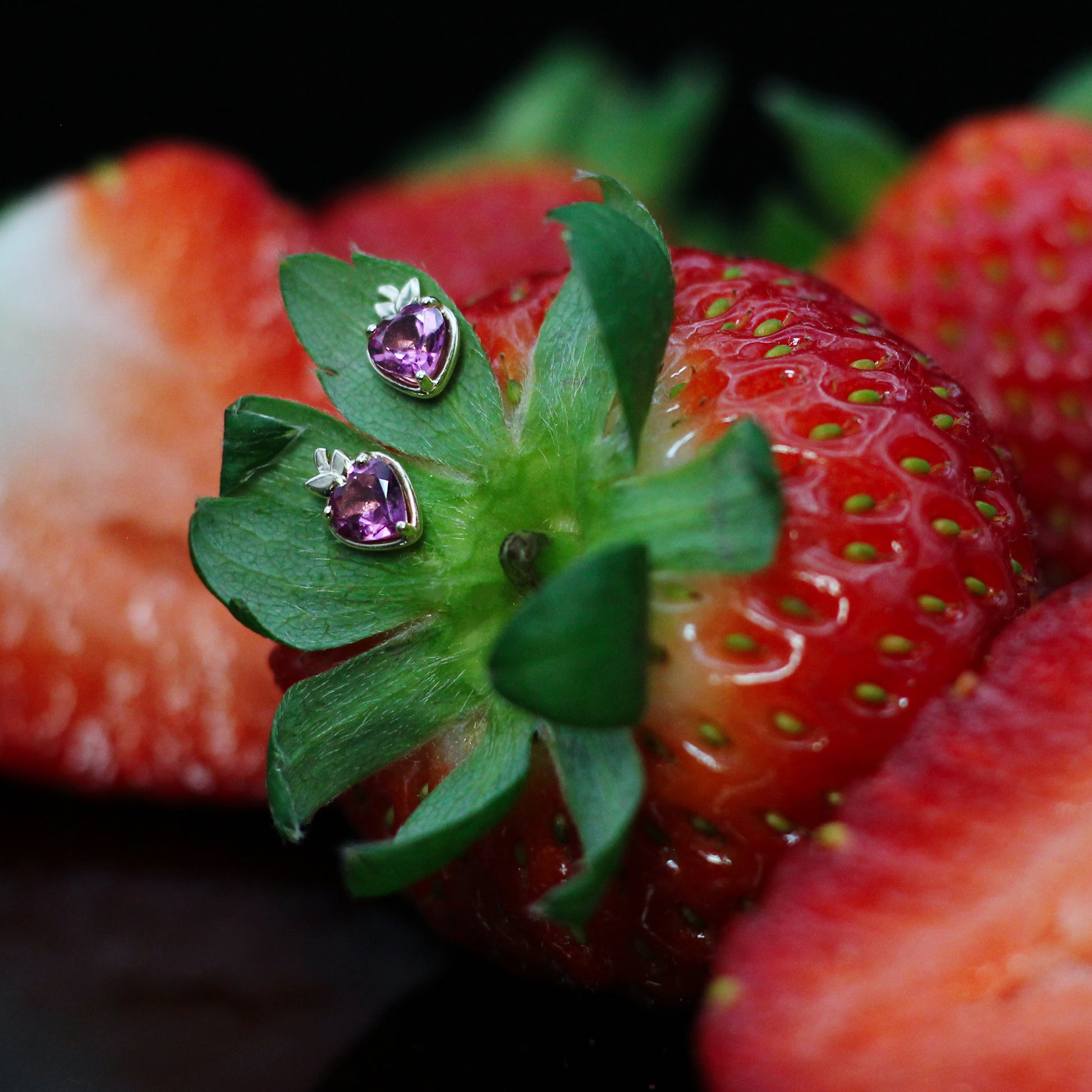 strawberry fruit earrings studs gemstones garnet pink 14k gold