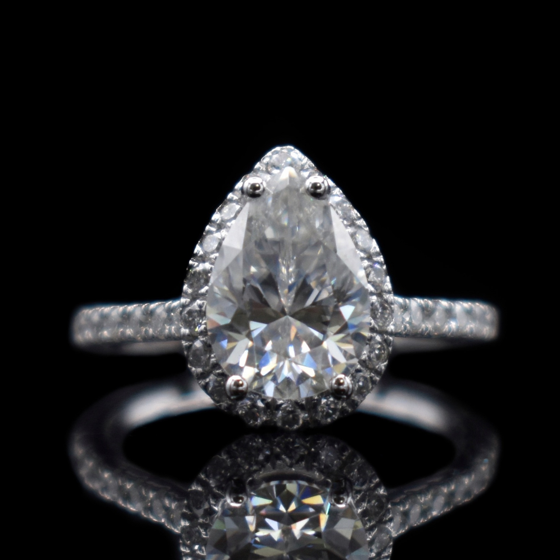 2ct pear cut engagement ring with halo